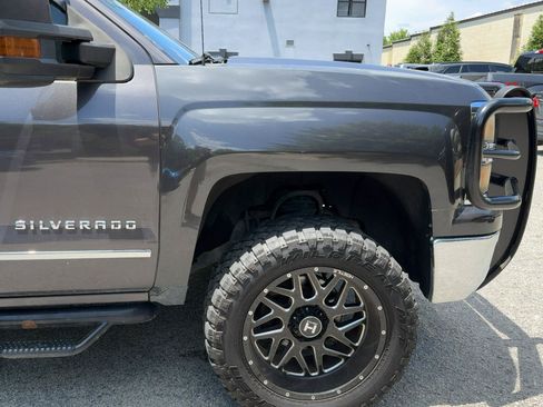 Used 2014 Chevrolet Silverado 1500 LTZ AWD/4WD image 17