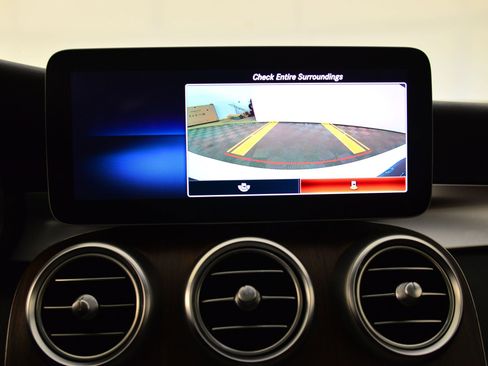 Used 2019 Mercedes-Benz C 300 4MATIC Sedan image 32