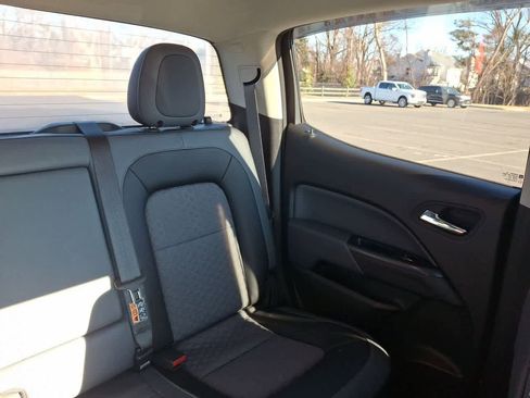 Used 2015 Chevrolet Colorado Z71 image 14