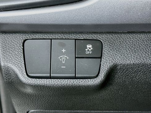 Used 2022 Kia Rio S FWD image 16