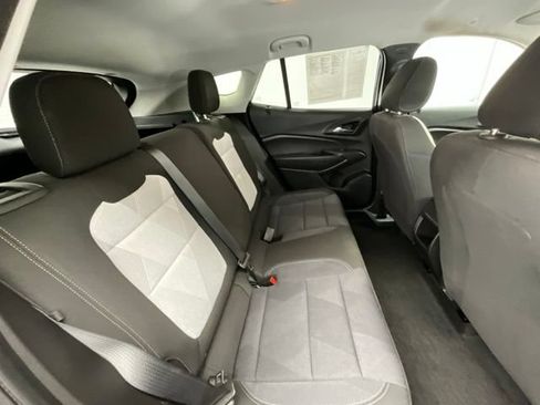 Used 2024 Chevrolet Trax LS FWD image 15