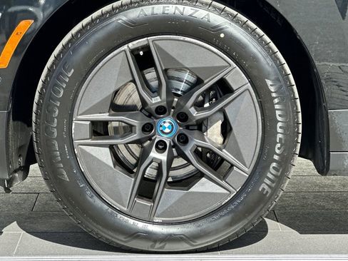 Used 2023 BMW iX xDrive50 w/ BMW I Signature Blue Package AWD/4WD image 32
