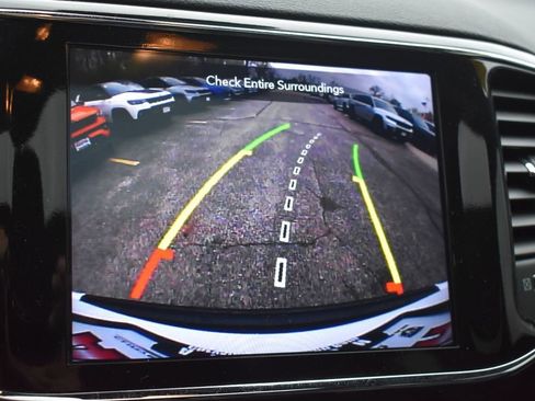 Used 2022 Jeep Grand Cherokee Laredo X AWD/4WD image 38