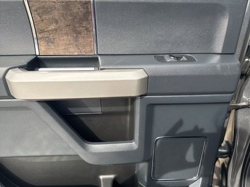 Used 2022 Ford F250 Lariat w/ Tremor Off-Road Package image 19