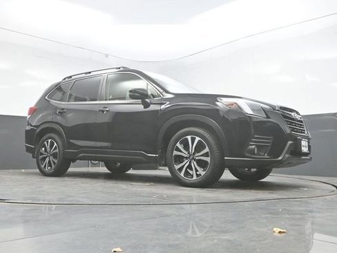 Used 2022 Subaru Forester Limited image 34