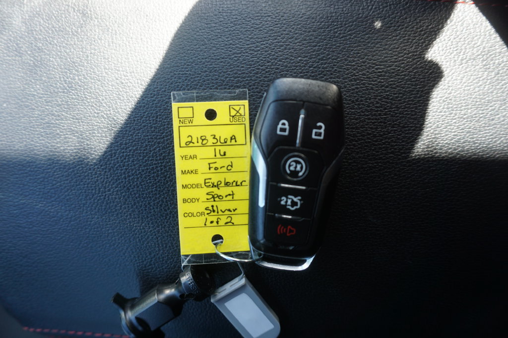 Used 2016 Ford Explorer Sport w/ Equipment Group 401A AWD/4WD image 33