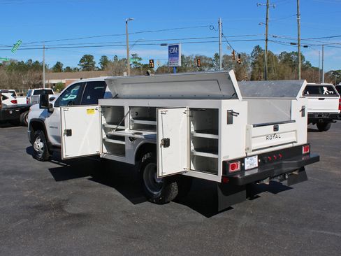 Used 2024 Chevrolet Silverado 3500 W/T w/ WT Convenience Package image 15