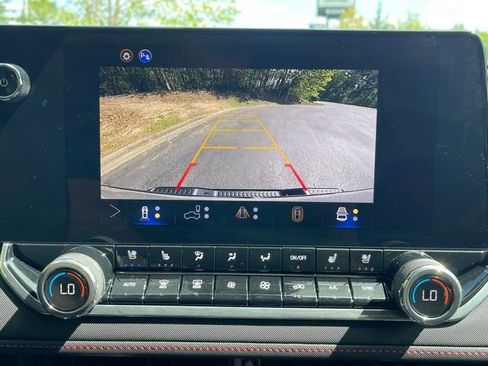 New 2026 Chevrolet Colorado Z71 w/ Technology Package AWD/4WD image 13