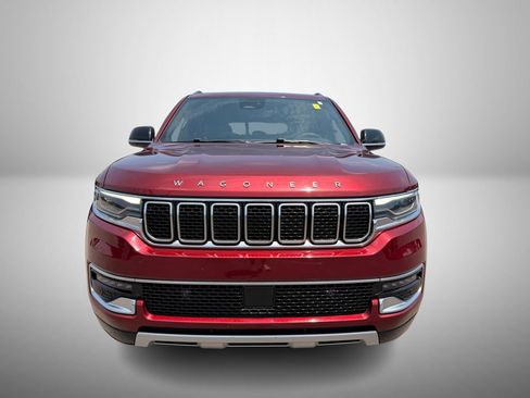 Used 2024 Jeep Wagoneer Series II w/ Flexible Seating Group RWD image 7