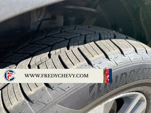 Used 2025 Nissan Pathfinder SL AWD/4WD image 27