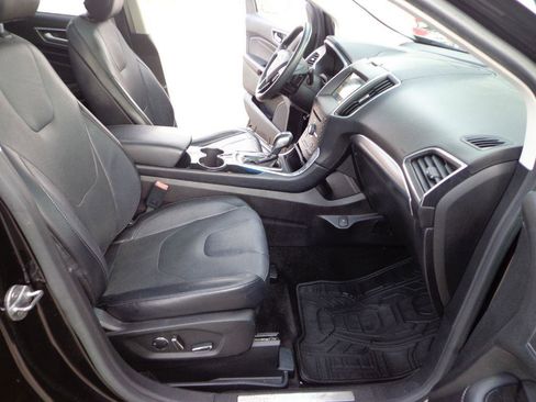 Used 2016 Ford Edge Titanium w/ Equipment Group 301A image 16