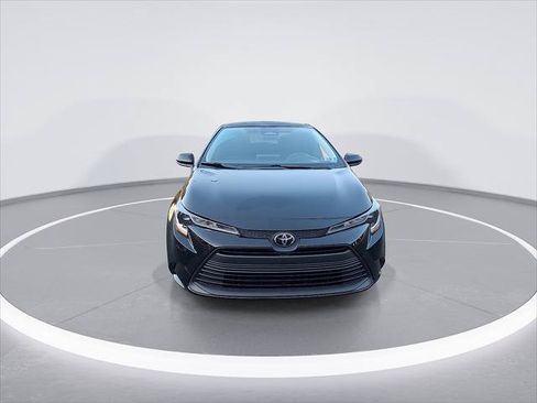 Certified 2025 Toyota Corolla LE w/ LE Premium Package FWD image 5