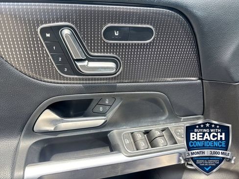 Used 2020 Mercedes-Benz GLB 250 4MATIC image 13
