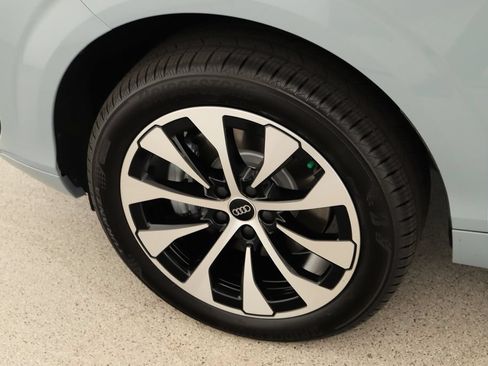 New 2026 Audi Q3 quattro 2.0T AWD/4WD image 33