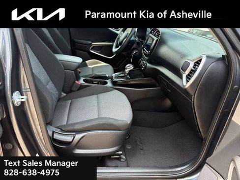 Certified 2024 Kia Soul LX w/ Option Group 015 FWD image 16