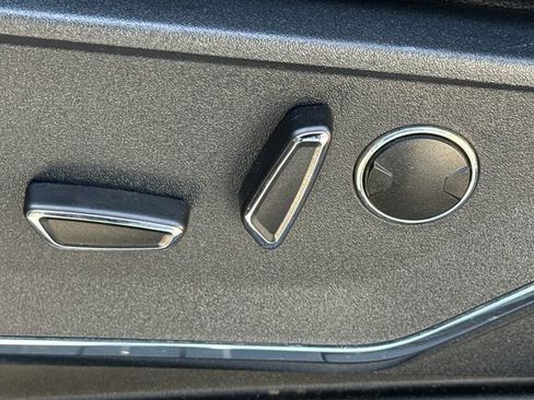 Used 2021 Ford F150 Lariat w/ Equipment Group 502A High image 20