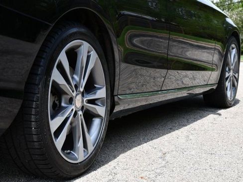 Used 2016 Mercedes-Benz C 300 Sedan image 9