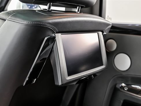 Used 2015 Rolls-Royce Ghost RWD image 21