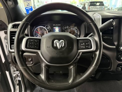 Used 2022 RAM 2500 Big Horn AWD/4WD image 19