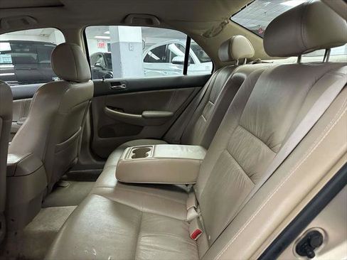 Used 2007 Honda Accord EX image 9