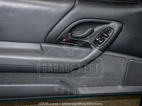 Used 1997 Chevrolet Camaro Z28 RWD image 98