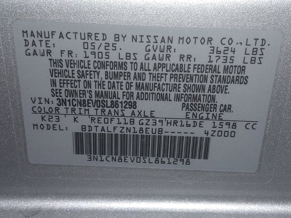 Used 2025 Nissan Versa SV FWD image 33