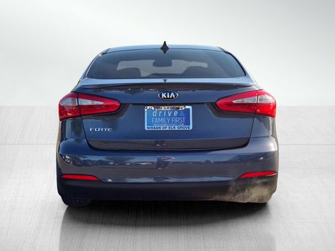 Used 2016 Kia Forte EX w/ EX Premium Package FWD image 5