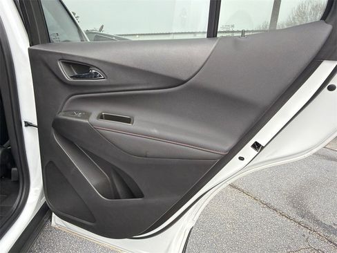 Used 2024 Chevrolet Equinox RS image 16