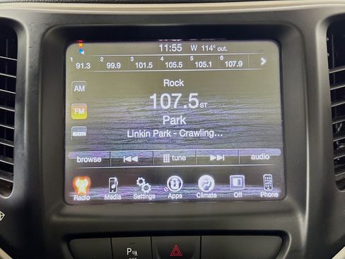 Used 2016 Jeep Cherokee 75th Anniversary FWD image 21