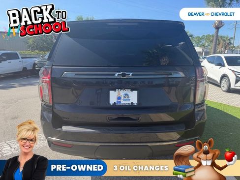 Used 2022 Chevrolet Suburban Z71 w/ Luxury Package AWD/4WD image 5