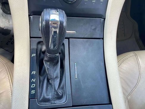 Used 2015 Ford Taurus SEL w/ Equipment Group 201A image 39