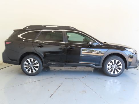 New 2025 Subaru Outback Limited image 2