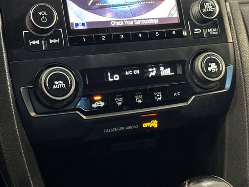 Used 2019 Honda Civic Sport image 21
