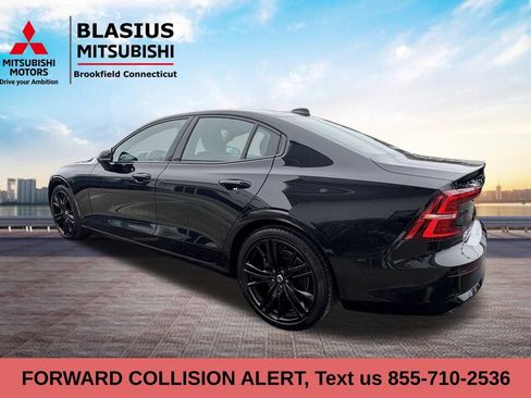 Used 2024 Volvo S60 B5 Plus image 13