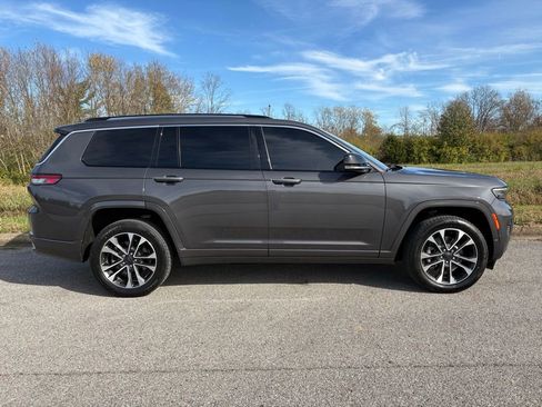 Used 2021 Jeep Grand Cherokee L Overland image 2