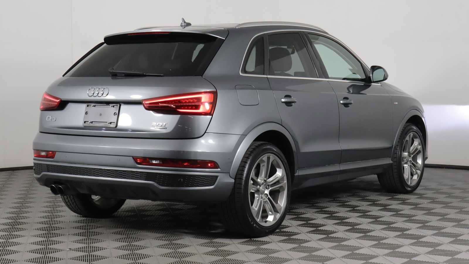 Used 2016 Audi Q3 2.0T Prestige AWD/4WD image 6