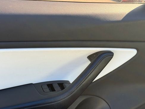 Used 2019 Tesla Model 3 Long Range AWD/4WD image 12