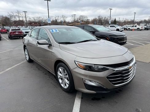 Used 2023 Chevrolet Malibu LT image 3