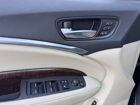 Used 2020 Acura MDX FWD image 11