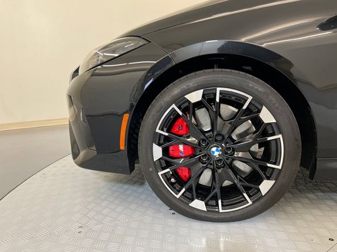 Used 2026 BMW M235i xDrive w/ Technology Package image 11