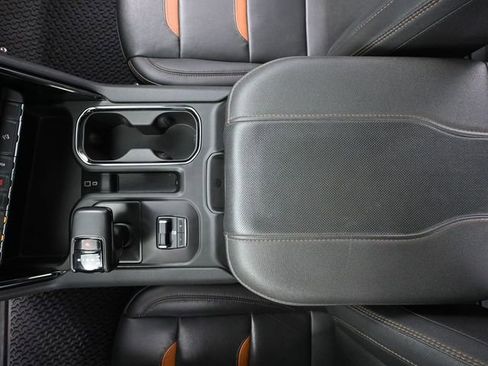 Used 2023 GMC Sierra 1500 AT4 w/ AT4 Preferred Package image 44