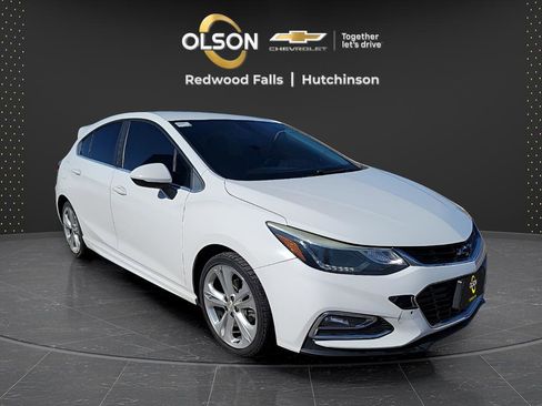 Used 2018 Chevrolet Cruze LT w/ RS Package image 7