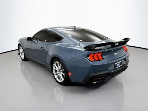 Used 2025 Ford Mustang GT Premium RWD image 5