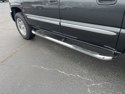 Used 2005 GMC Sierra 1500 SLE w/ Off-Road Package image 30