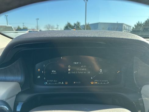 Used 2020 Lincoln Aviator Reserve w/ Equipment Group 202A image 8