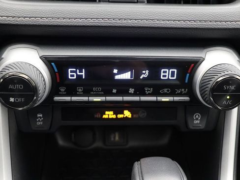 Used 2025 Toyota RAV4 XLE image 23