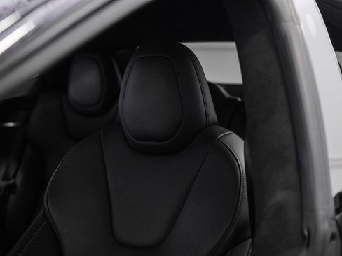 Used 2022 Tesla Model S Plaid image 32