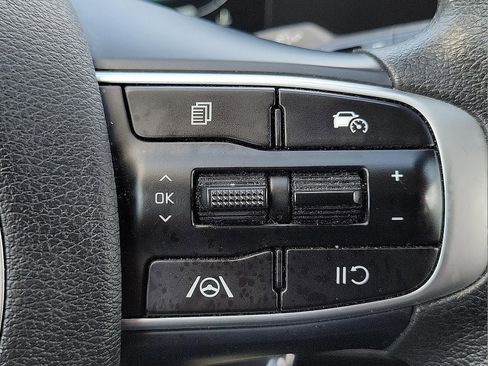 Used 2023 Kia Sportage LX image 17