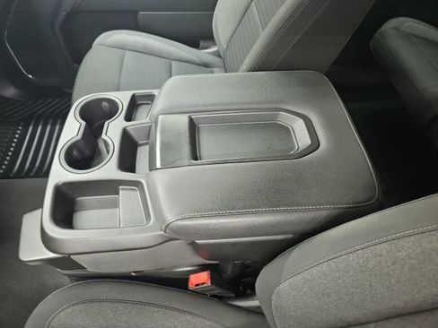 Used 2024 Chevrolet Silverado 1500 LT AWD/4WD image 3
