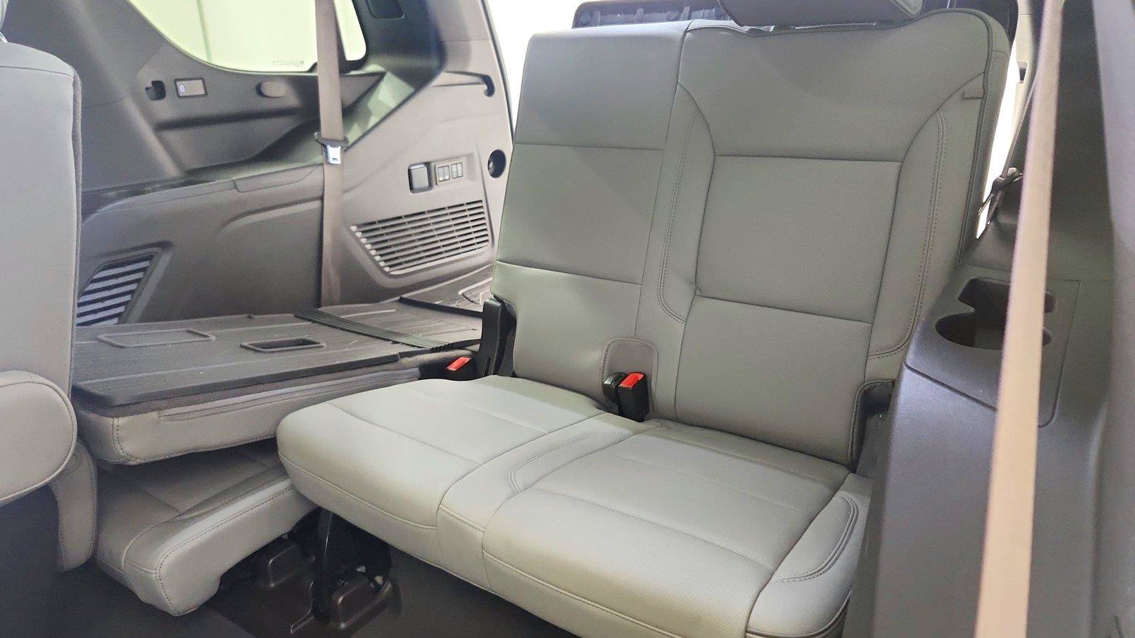 Used 2022 GMC Yukon SLT w/ SLT Premium Package AWD/4WD image 25